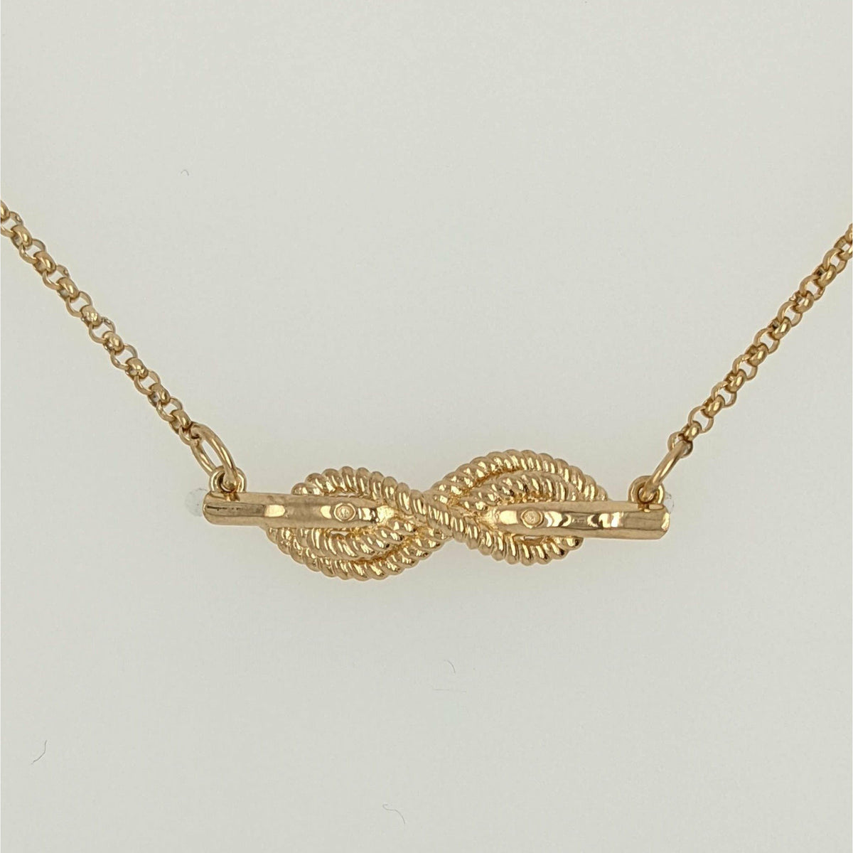 Cleat hitch knot necklace yellow gold